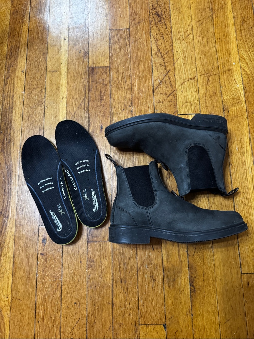 Blundstone Dress Boot #1308 Rustic Black M7/W9 AU6 Chisel Toe Chelsea - Picture 2 of 4